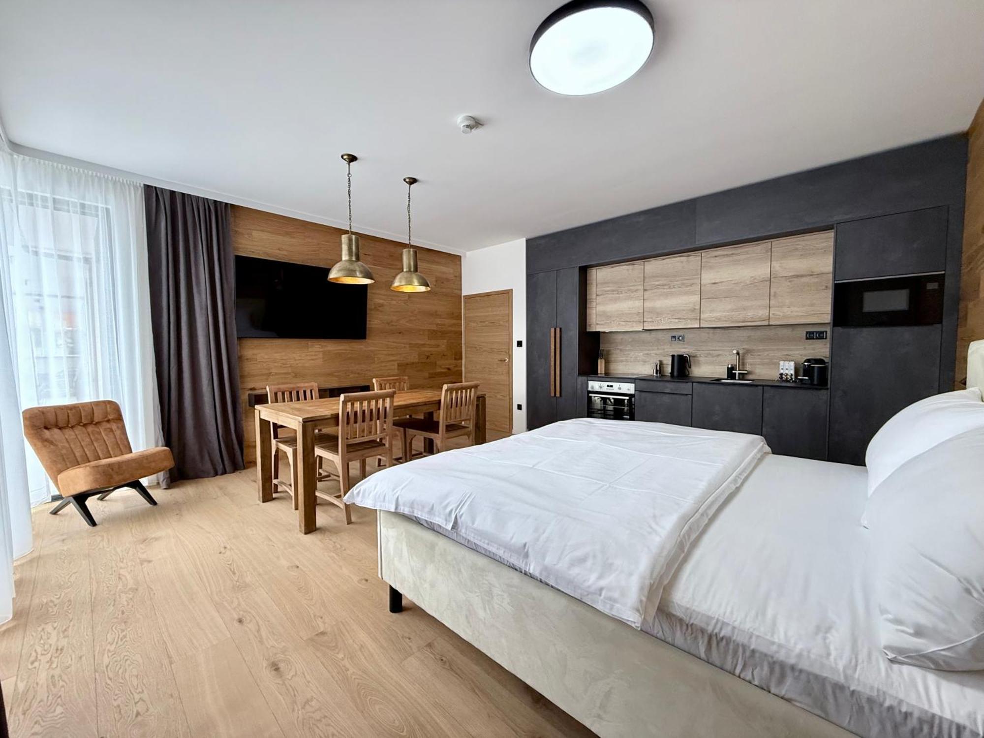 Elsa Spa Apartments Tux Room photo